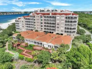 Luxury Beachfront Living