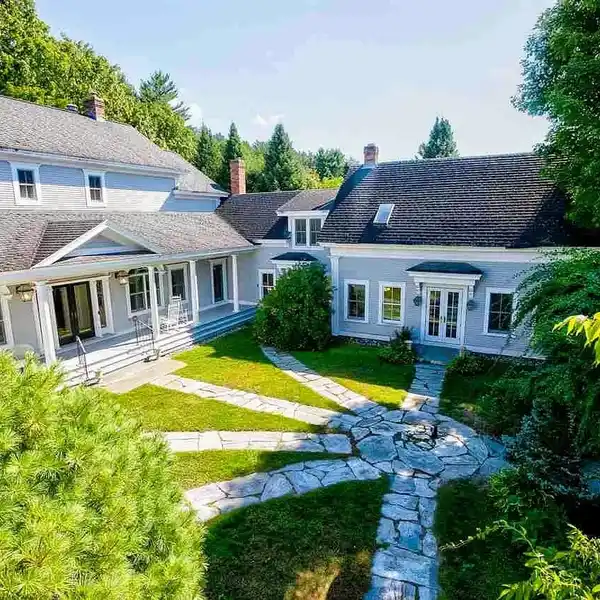 IMPRESSIVE MORRISTOWN PROPERTY