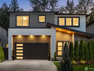 Move-In Ready Brand New Home
