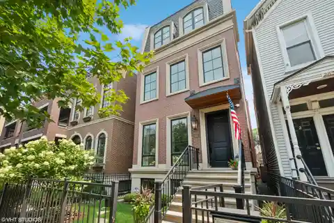 Newer Construction Lincoln Park