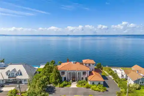 Elegant Waterfront Oasis on Morgan Island