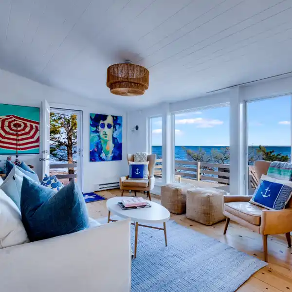 PERFECT WATERFRONT COTTAGE ALONG SCENIC GERARD DRIVE