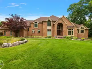 Custom Home on 2.6 Acres in Pine River Estates