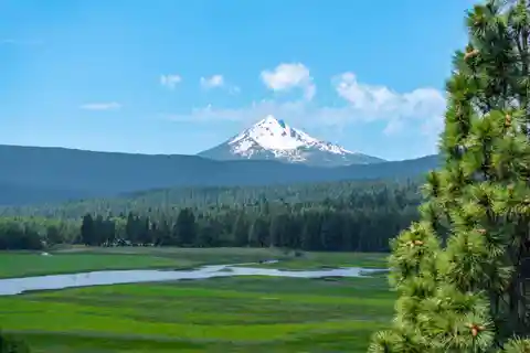 Incredible Mountain-View Ranch Home