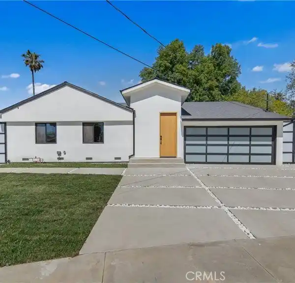 BEAUTIFULLY AND THOUGHTFULLY UPGRADED HOME