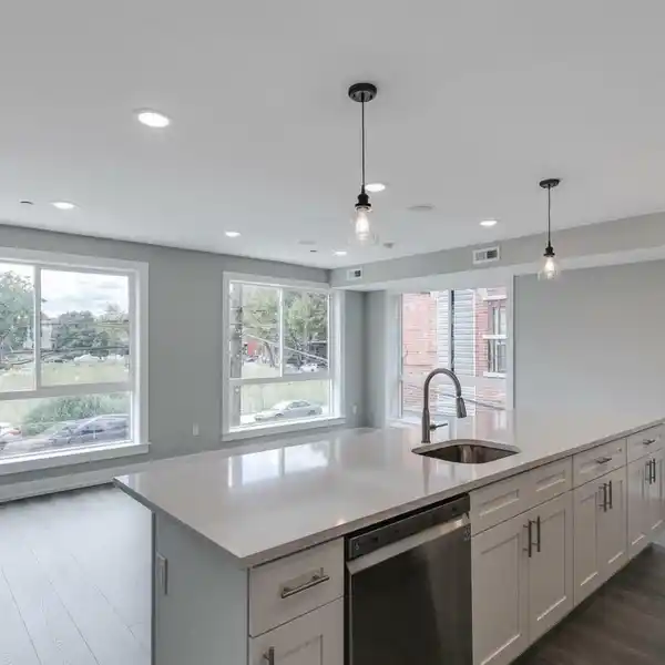 METICULOUSLY MAINTAINED INVESTMENT OPPORTUNITY