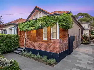 Timeless Federation Charm and Modern Family Functionality