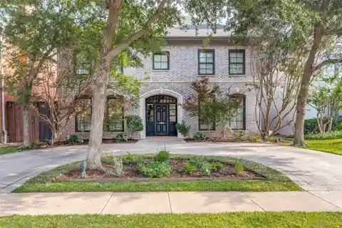 Spacious Home with Open Floorplan