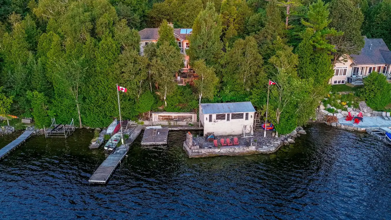 A Waterfront Haven
