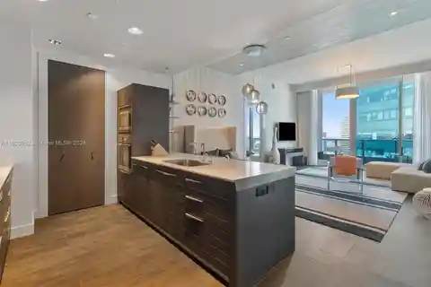 Unique Residence in the Heart of Downtown Miami