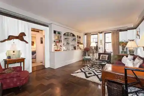 Charming and Spacious Home in a Boutique Pre-war Co-op