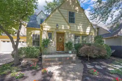 Spacious Home in the Sought-After Golden Triangle