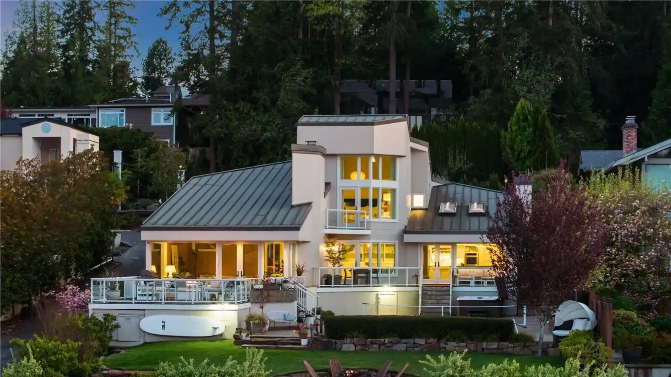Fully Renovated Waterfront Gem in a Calm Cove