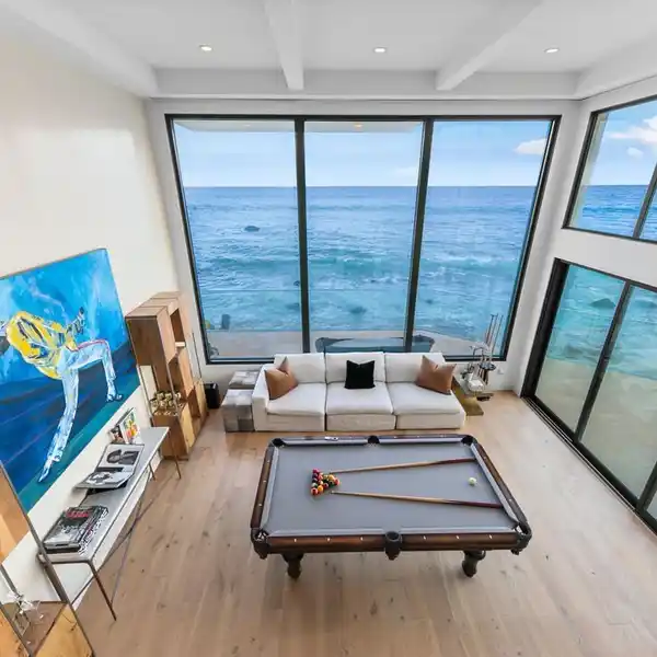 BREATHTAKING COASTAL SANCTUARY