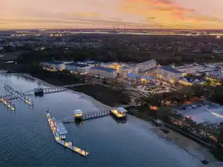 Luxury Dream Condominium at the Waterfront on Daniel Island