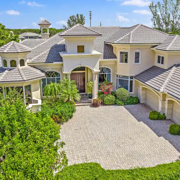 PRIVATE FAMILY RETREAT