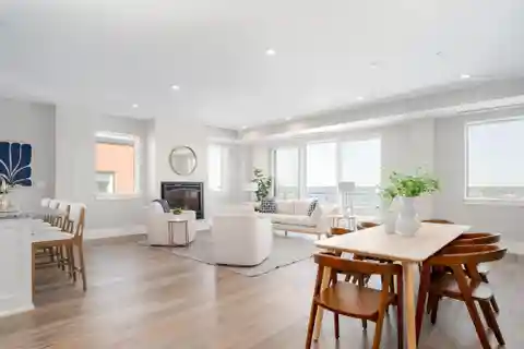 Hobson's Landing Luxury Penthouse