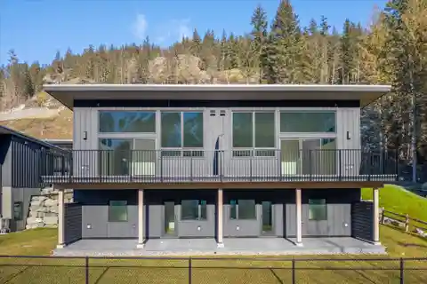 Spacious Elegance with Unobstructed Mountain Views