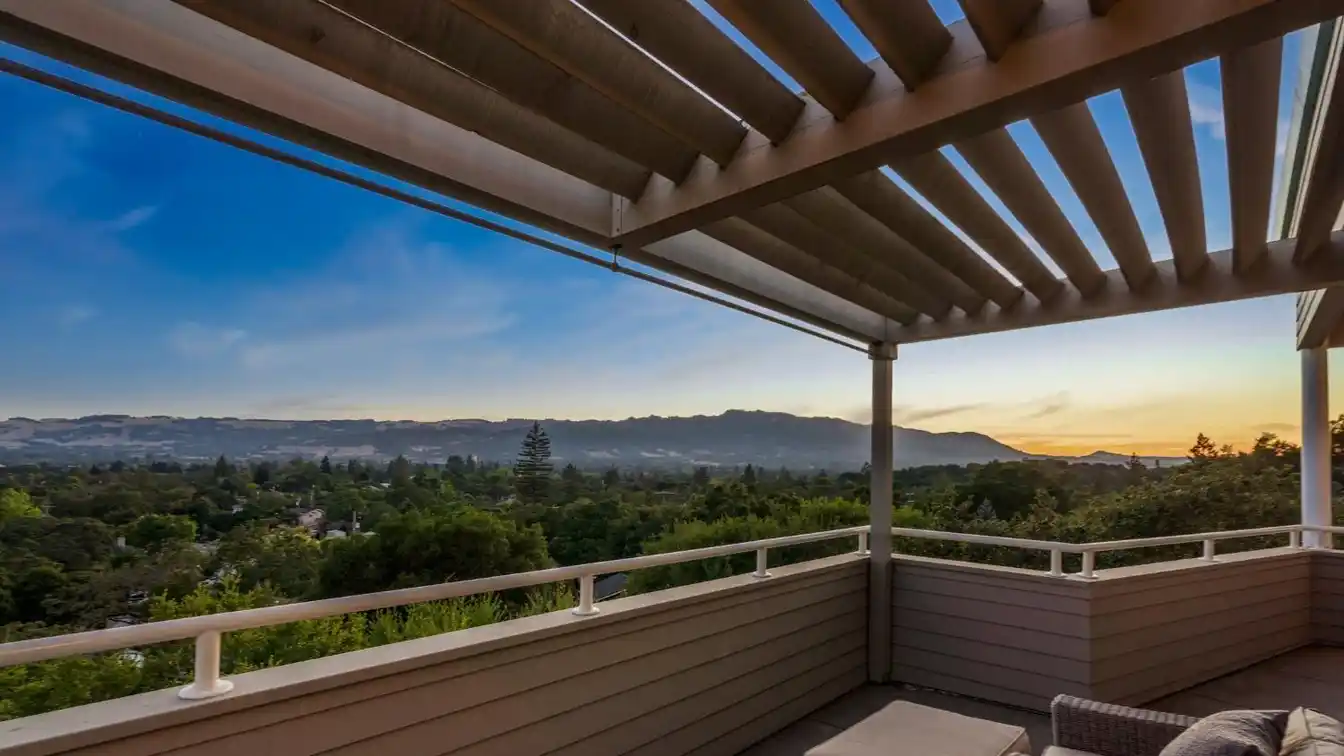 Extraordinary Custom-built Residence