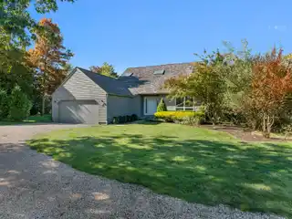 Freestanding Elegance with Beautiful Landscape