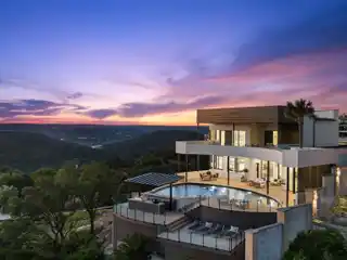 Unparalleled Luxury and Sweeping Waterfront Views on Lake Travis