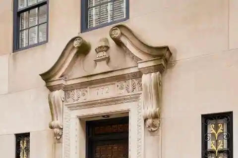 Gracious Space in a Premier Park Avenue Building