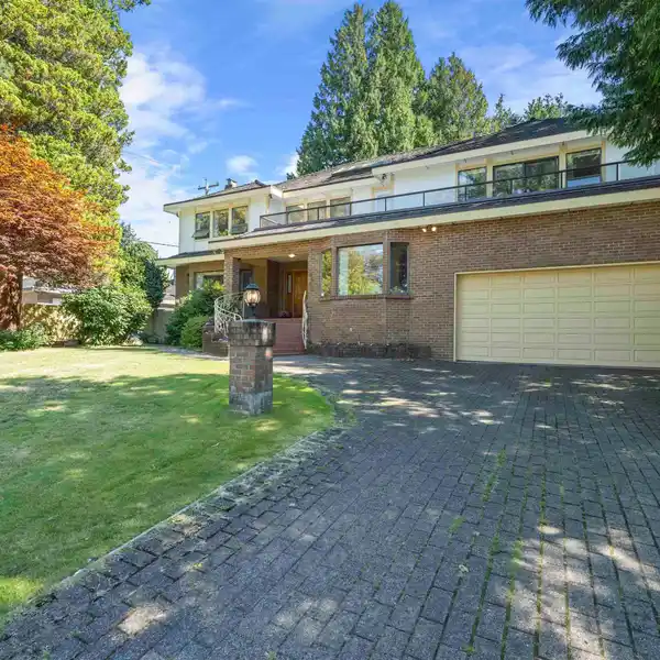 GREAT OPPORTUNITY ON A MASSIVE CORNER LOT