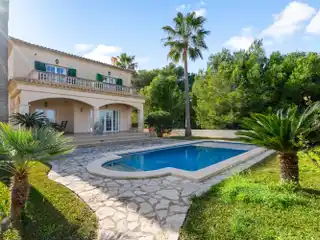Wonderful Villa with Unobstructed Bay Views