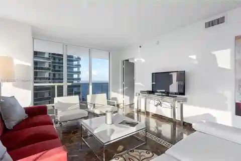 Gorgeous Corner Unit with Stunning Views