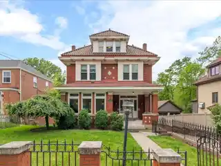 Stately Well-maintained Squirrel Hill Foursquare