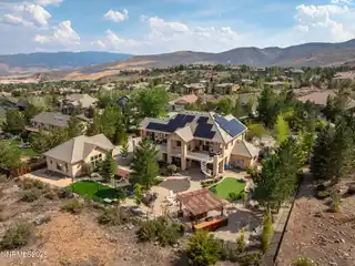 Luxury and Functionality in a Great Location