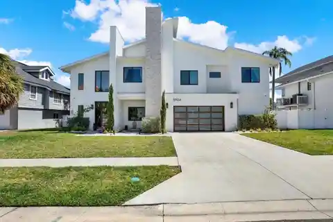 Custom Masterpiece in Pasadena Yacht and Country Club