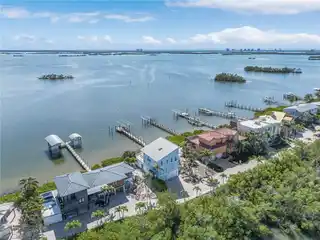 Direct Bay Front Location with Endless Possibilities