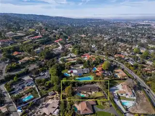 Private Oasis with Pool and Guesthouse
