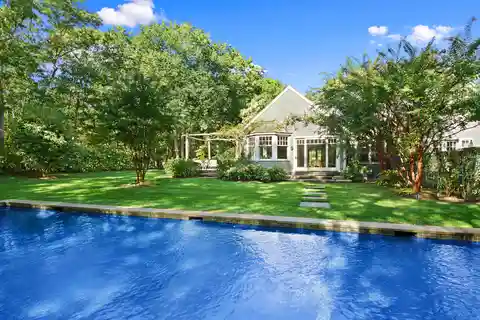 Stylishly Renovated and Appointed Sag Harbor Rental