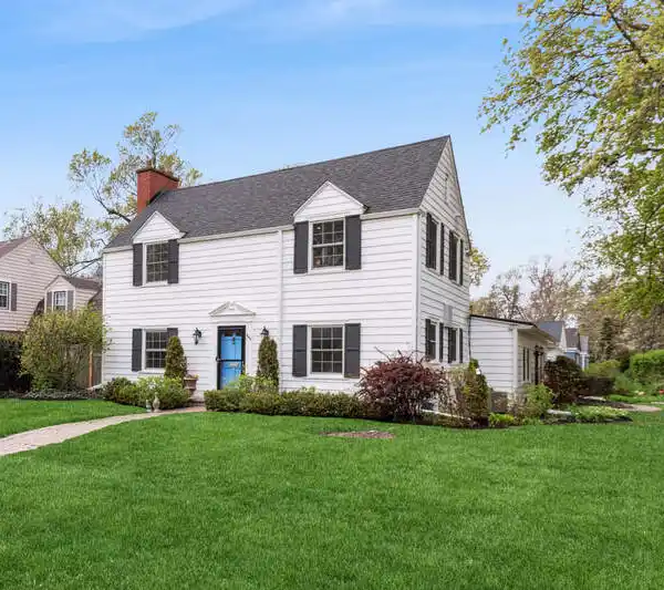 GORGEOUS FULLY RENOVATED HOME