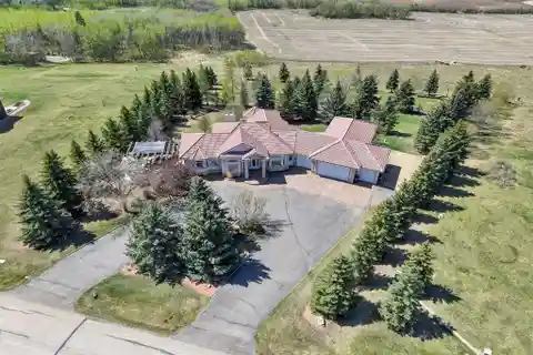 Stunning Hilltop Estate