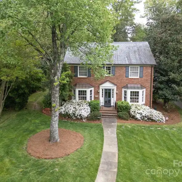 CLASSIC MYERS PARK BRICK HOME