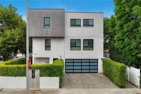 Modern Masterpiece with European-Inspired Design and Privacy