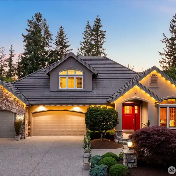 REFINED NORTHWEST STYLE WITH ENDURING QUALITY