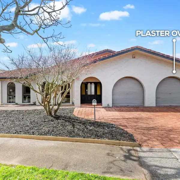 UNIQUE OPPORTUNITY IN PRIME LOCATION