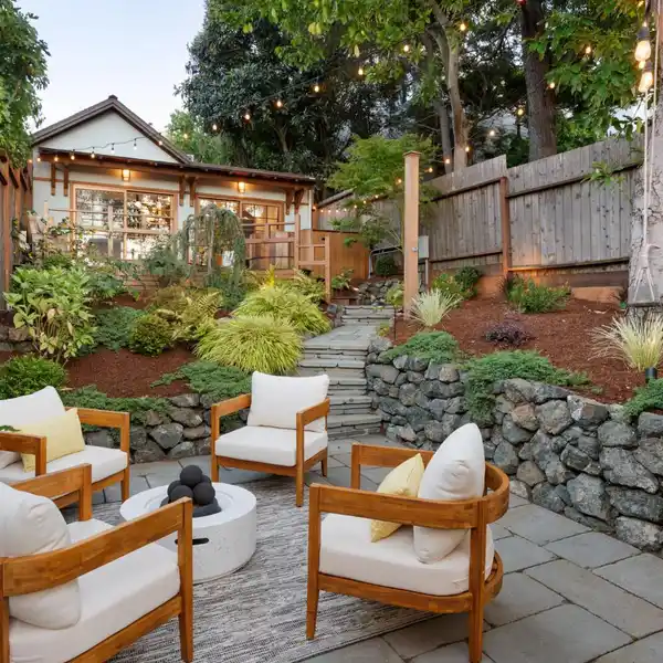 CHARMING VICTORIAN HOME WITH DETACHED REAR COTTAGE