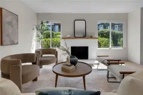 Beautifully Remodeled Townhome
