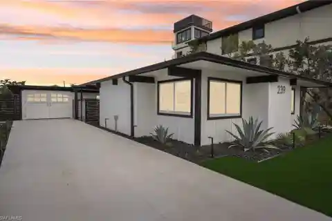 Newly Remodeled Direct Gulf Access Pool Home