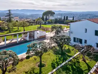 Beautiful Villa in a Peaceful Neighborhood