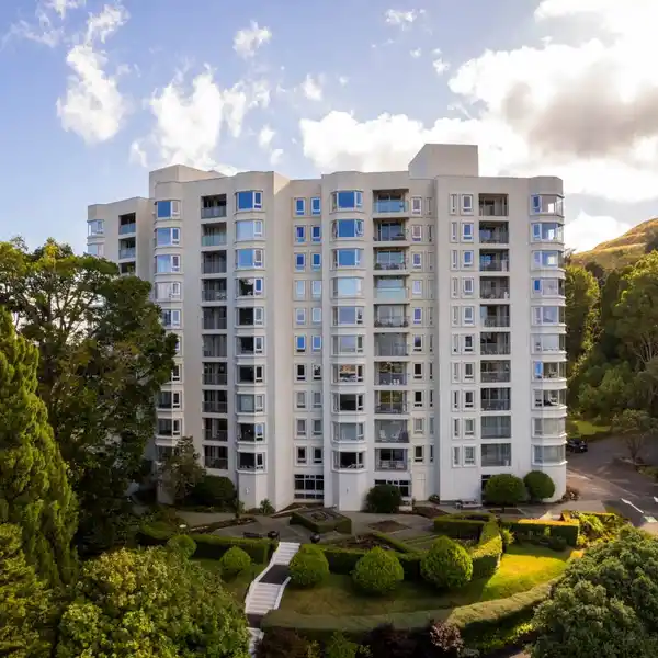 LOVELY APARTMENT WITH AMAZING VIEWS