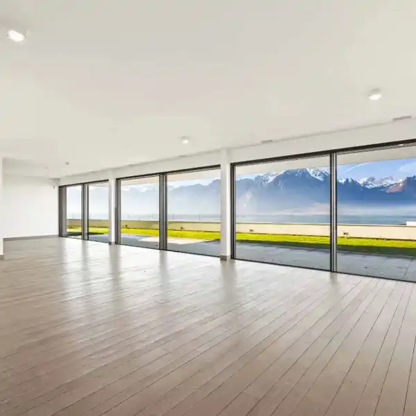 GORGEOUS APARTMENT WITH GREAT VIEWS