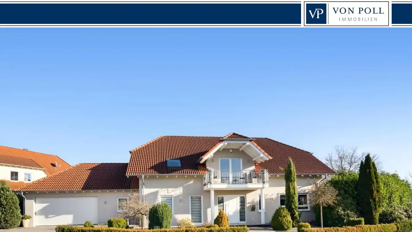 Modern Villa with Private Garden Paradise