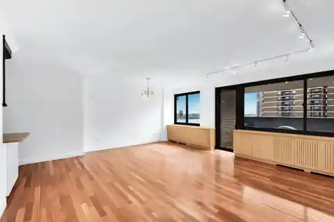 Stunning Sun-Filled Home with River Views and Private Terrace