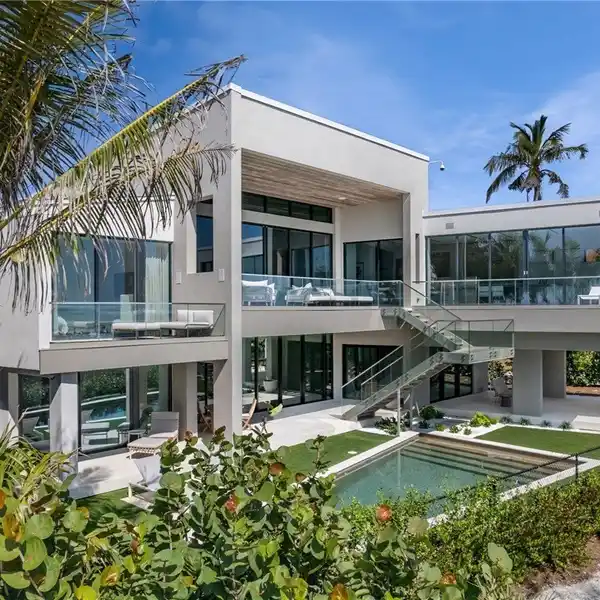 REMARKABLE BEACHFRONT MASTERPIECE